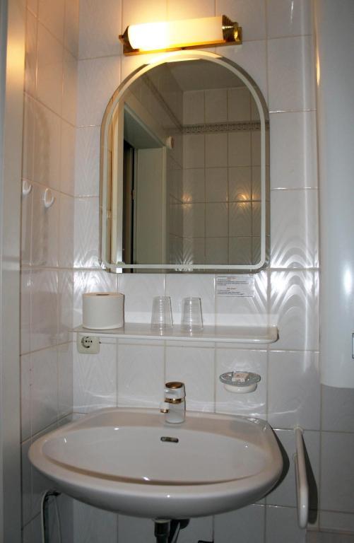 Hotel Hirschen Bad Gastein Room photo